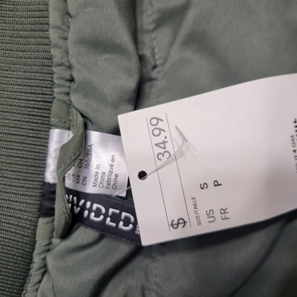 NWT H&M Olive Cropped Bomber Jacket Y2K - Picture 11 of 13